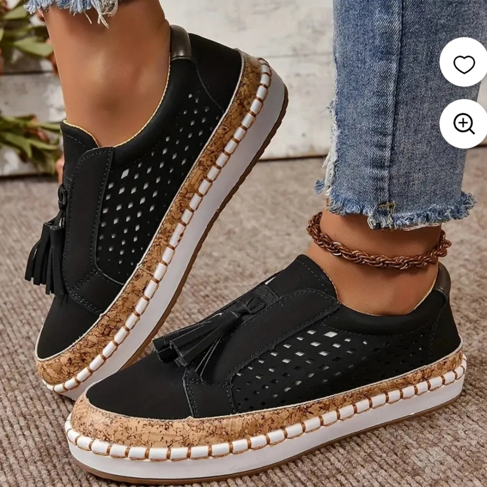 Black Faux Leather Women's Shoes with Tassel Detail